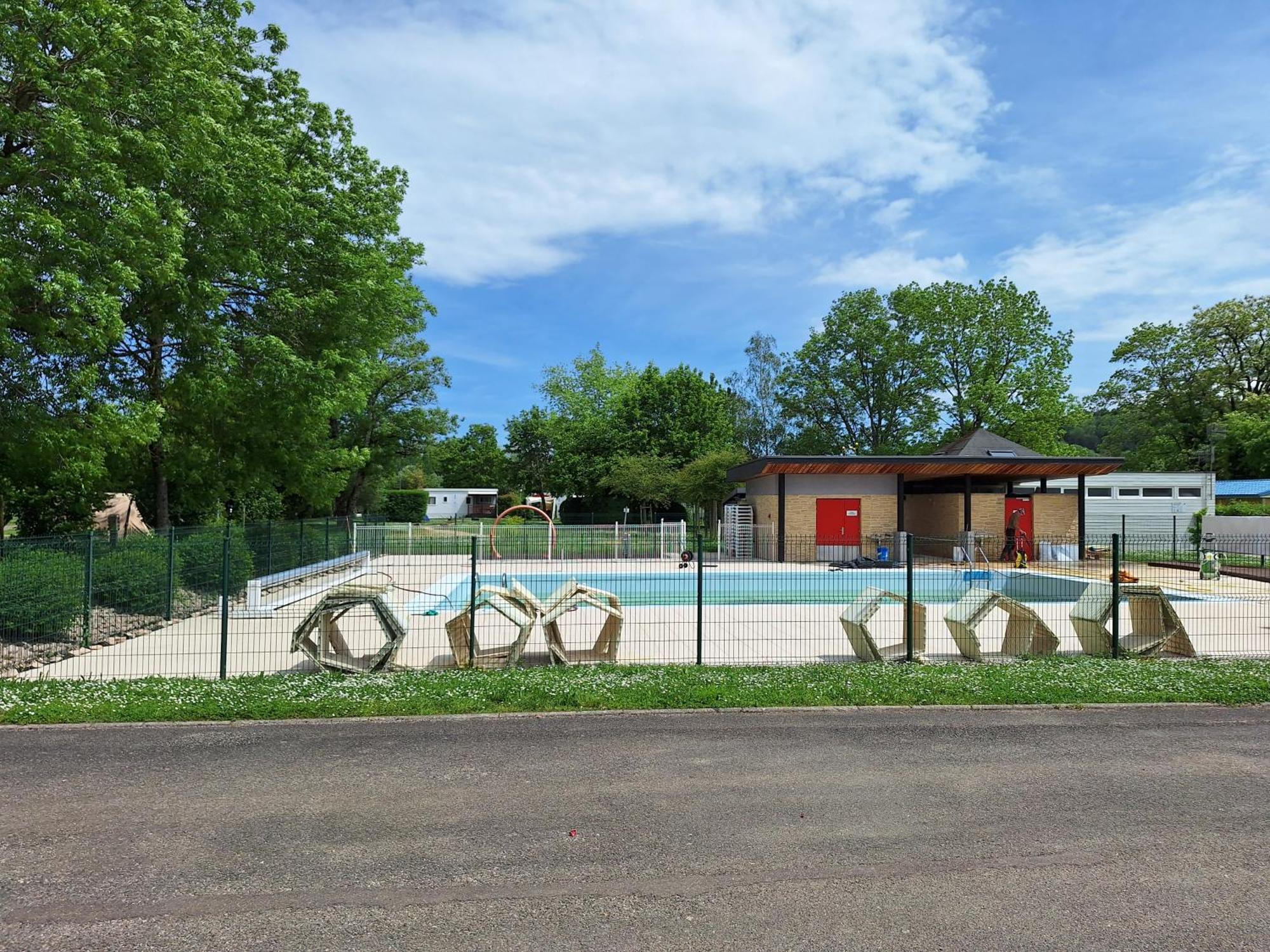 L'etang Des Forges - Onlycamp Camping *